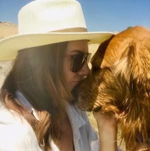 Meet your Posher, Vicky